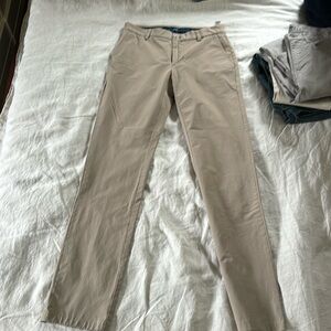 On the go vineyard vines athletic khakis 28 x 32